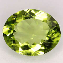 *GORGEOUS* GREEN PERIDOT  0.620CT